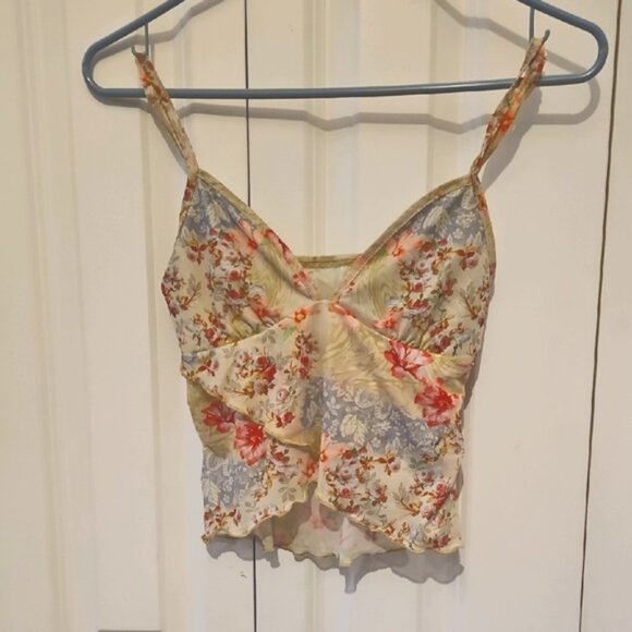 SHEIN FLORAL TOP - Picture 1 of 5